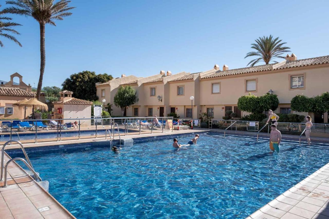 Family & Beach Apartments Mijas Costa & Fuengirola By Alfresco Stays El Faro Zewnętrze zdjęcie