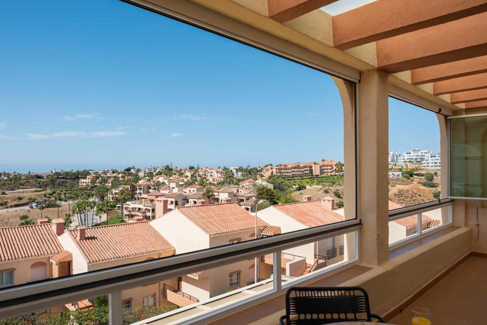 Family & Beach Apartments Mijas Costa & Fuengirola By Alfresco Stays El Faro Zewnętrze zdjęcie