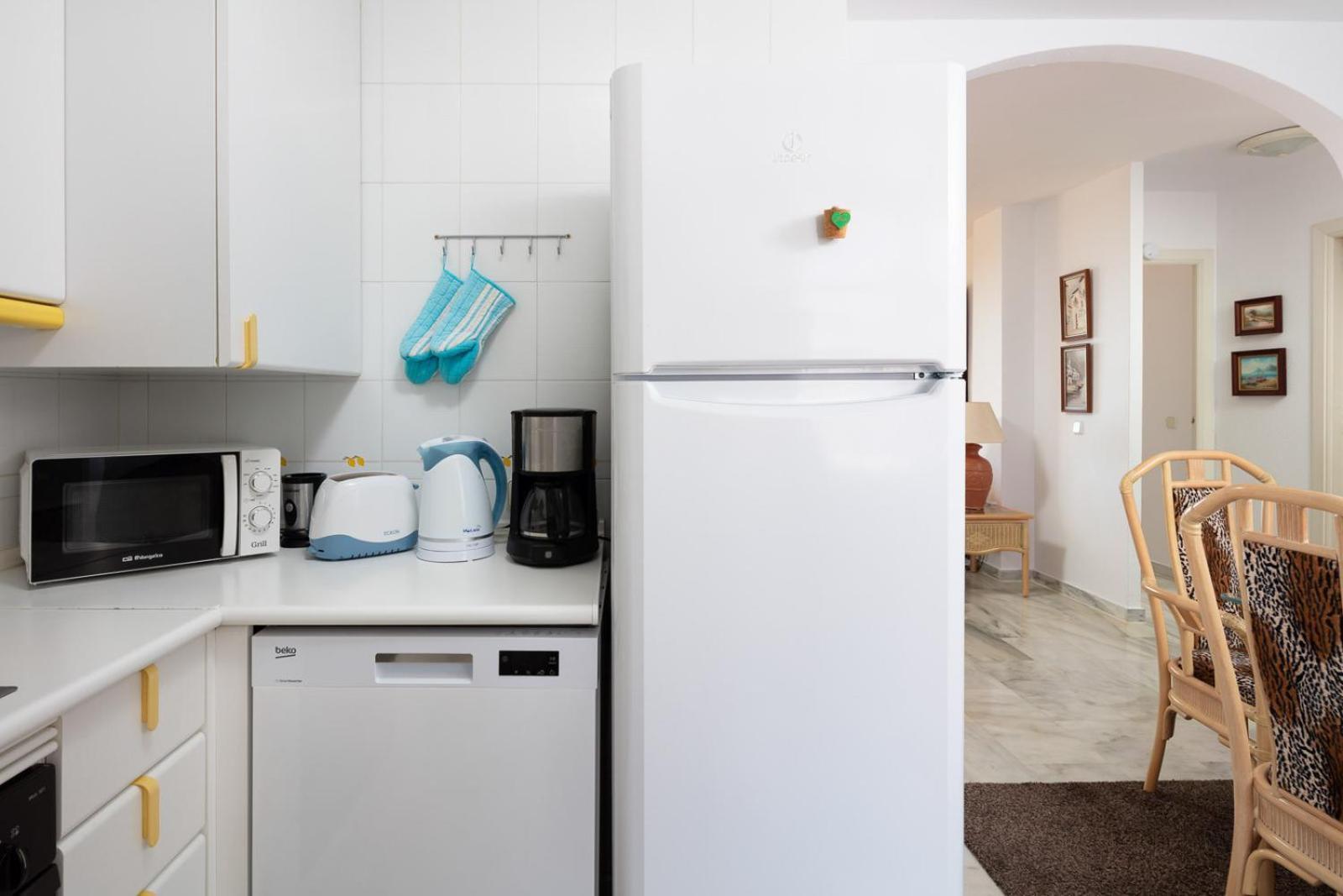 Family & Beach Apartments Mijas Costa & Fuengirola By Alfresco Stays El Faro Zewnętrze zdjęcie
