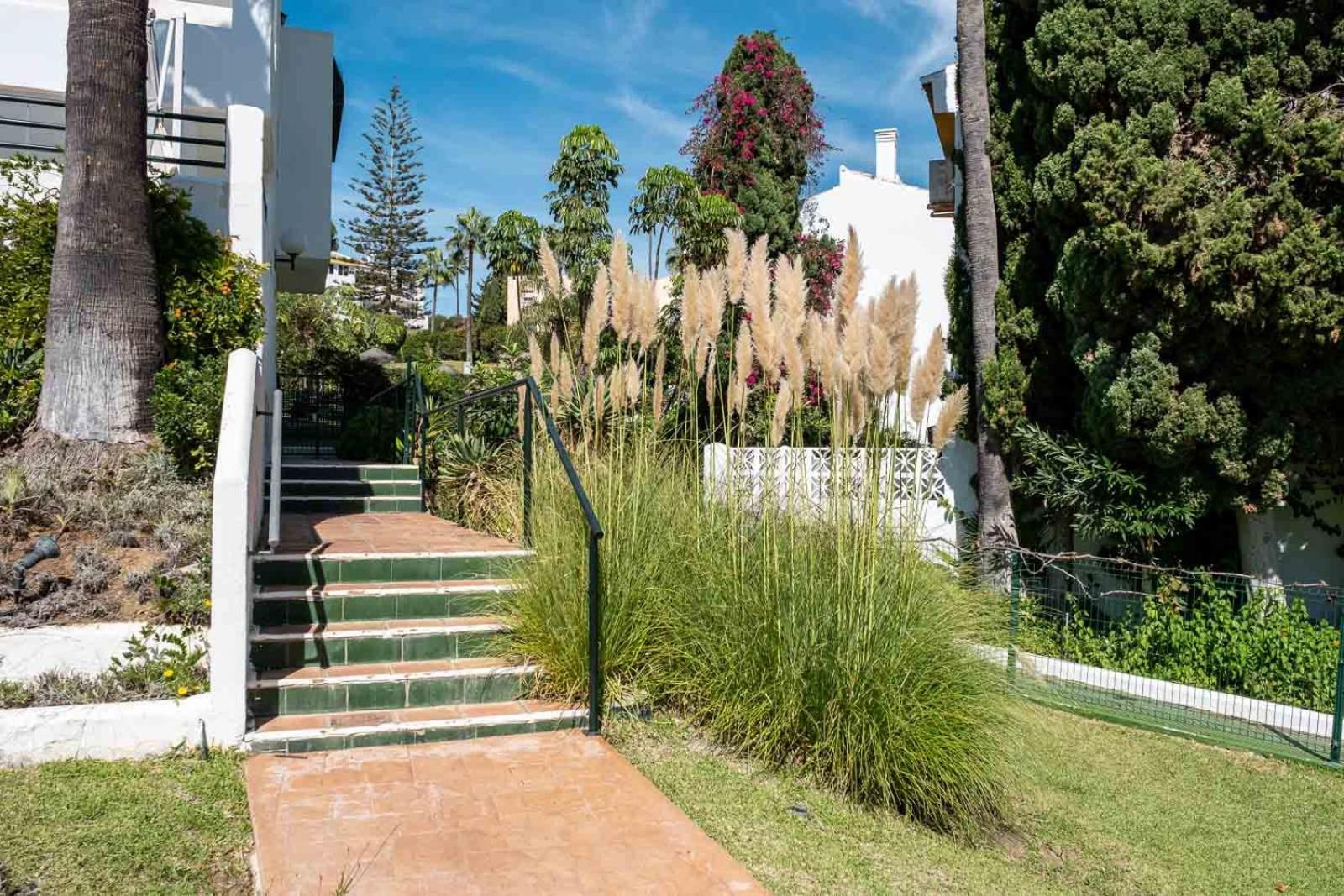 Family & Beach Apartments Mijas Costa & Fuengirola By Alfresco Stays El Faro Zewnętrze zdjęcie