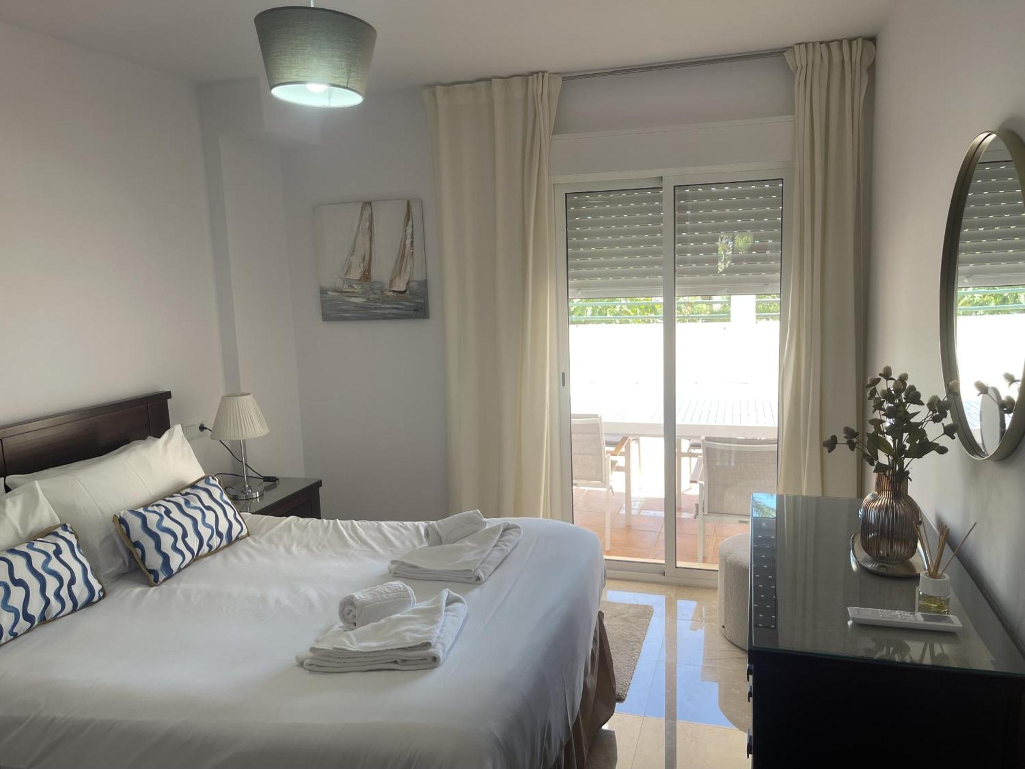 Family & Beach Apartments Mijas Costa & Fuengirola By Alfresco Stays El Faro Zewnętrze zdjęcie