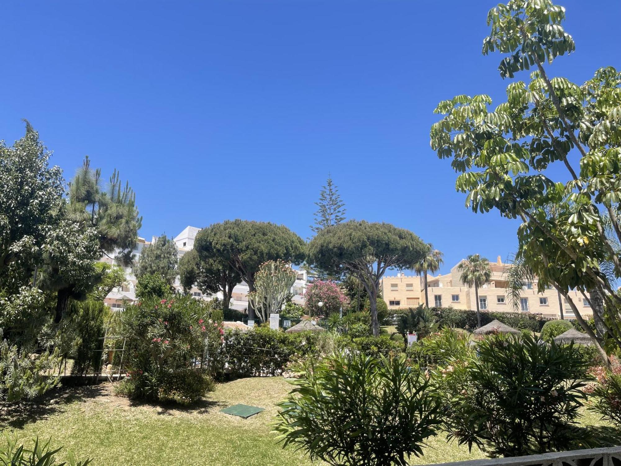 Family & Beach Apartments Mijas Costa & Fuengirola By Alfresco Stays El Faro Zewnętrze zdjęcie