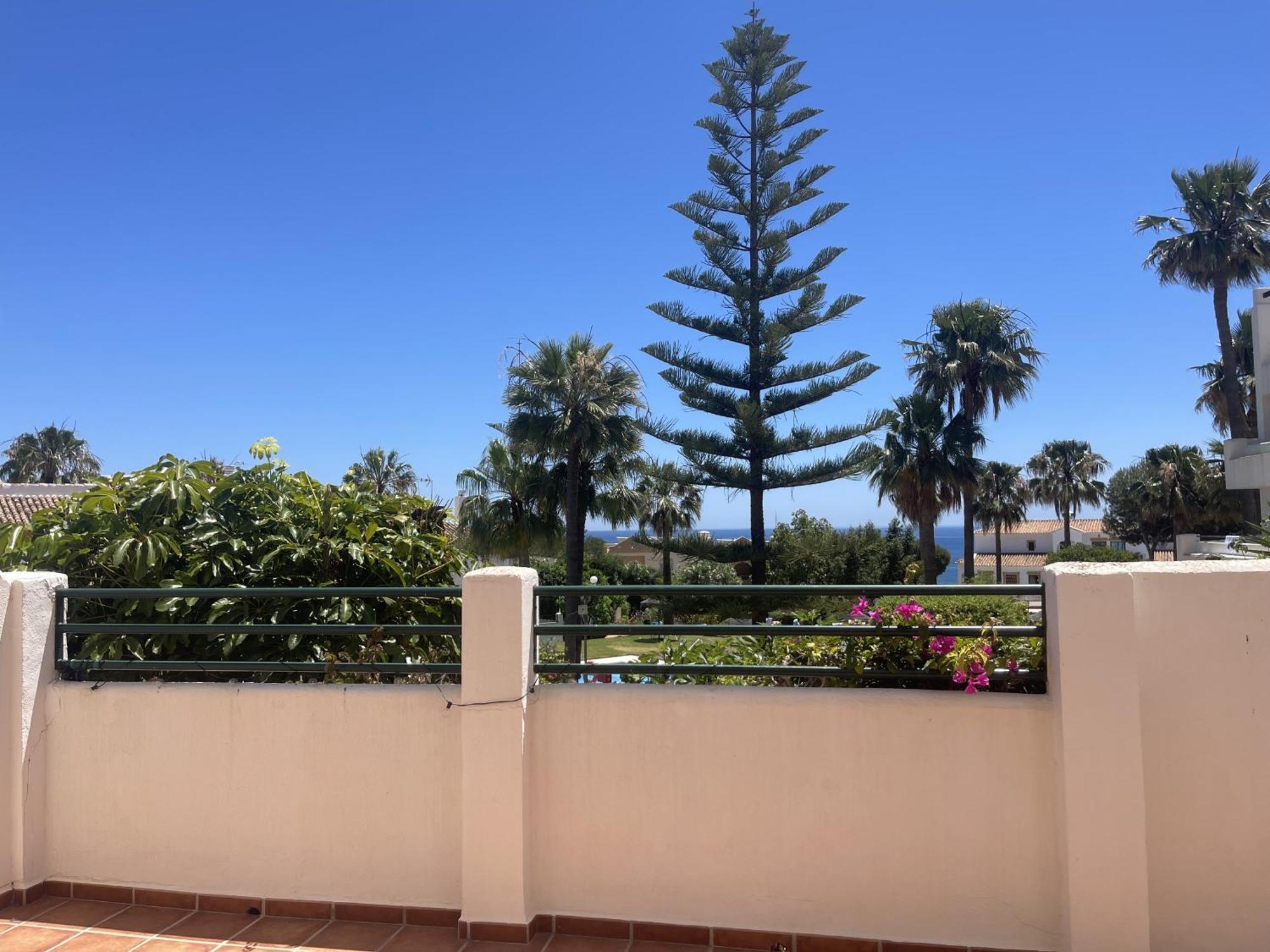 Family & Beach Apartments Mijas Costa & Fuengirola By Alfresco Stays El Faro Zewnętrze zdjęcie